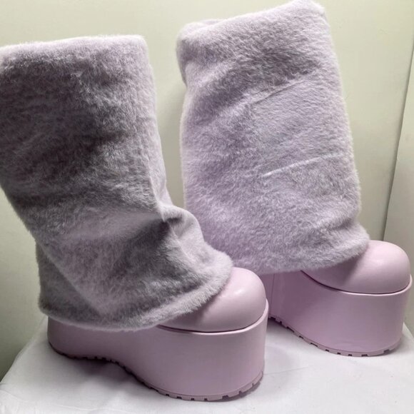 NEW SUGAR THRILLZ Women’s Snuggle Wonderland Boots Pink Size 10M – High Platform - Picture 10 of 11
